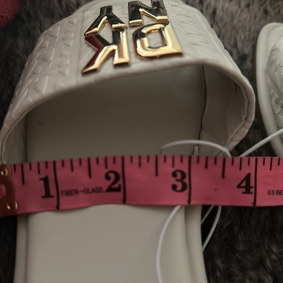 DKNY White Gold Logo Bling Slip On Flat Slides Sandals Size 6.5 - Picture 6 of 12